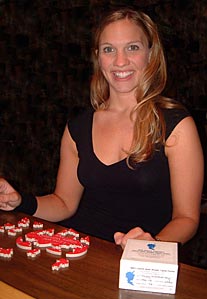 Pretty Blond Girl jigsaw puzzles